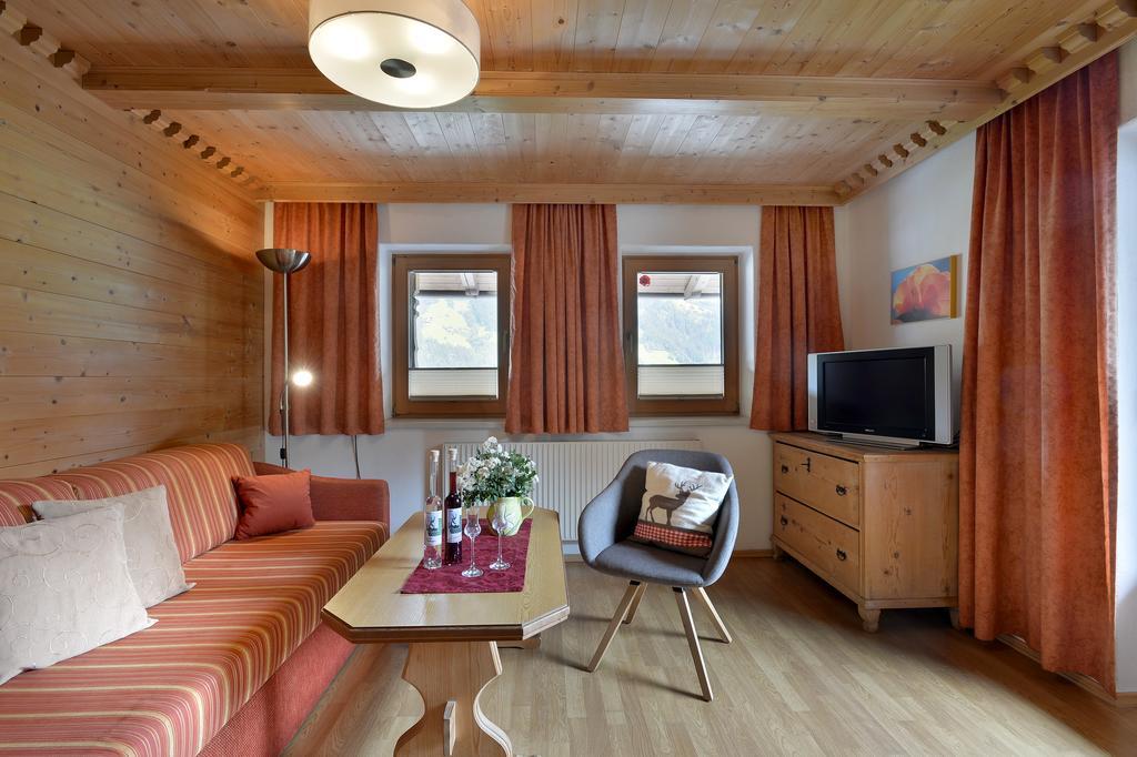 Kashuette Apartment Hippach Bilik gambar